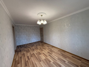 Satılır 2 otaqlı 60 m2 köhnə tikili Neftçilər m.