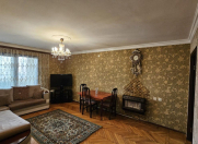 Satılır 3 otaqlı 80 m2 köhnə tikili 4 mkr