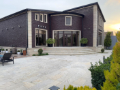 Satılır 4 otaqlı 200 m2 bağ evi Mərdəkan