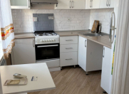 İcarəyə verilir 2 otaqlı 70 m2 köhnə tikili Elmlər Akademiyası m.