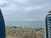 İcarəyə verilir 3 otaqlı 200 m2 yeni tikili Cəfər Cabbarlı m.