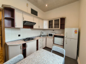 Satılır 3 otaqlı 110 m2 köhnə tikili Sahil m.