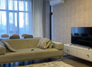 İcarəyə verilir 3 otaqlı 100 m2 yeni tikili Gənclik m.