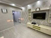 İcarəyə verilir 2 otaqlı 55 m2 köhnə tikili Qara Qarayev m.