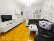 İcarəyə verilir 2 otaqlı 85 m2 köhnə tikili 28 May m.