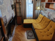 Satılır 3 otaqlı 70 m2 köhnə tikili Bakıxanov