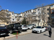 Satılır 3 otaqlı 90 m2 köhnə tikili Elmlər Akademiyası m.