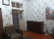 İcarəyə verilir 3 otaqlı 70 m2 həyət evi 8 Noyabr m.