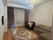 Satılır 2 otaqlı 60 m2 yeni tikili Xalqlar Dostluğu m.