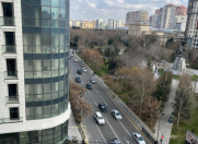 Satılır 4 otaqlı 180 m2 yeni tikili Nəsimi r.