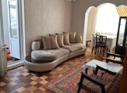 İcarəyə verilir 3 otaqlı 80 m2 köhnə tikili Xalqlar Dostluğu m.