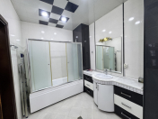 İcarəyə verilir 3 otaqlı 200 m2 yeni tikili 28 Mall