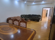 İcarəyə verilir 3 otaqlı 160 m2 yeni tikili Odlar Yurdu Universiteti