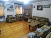 İcarəyə verilir 3 otaqlı 100 m2 köhnə tikili Nəriman Nərimanov m.