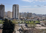 Satılır 3 otaqlı 77 m2 köhnə tikili Elmlər Akademiyası m.