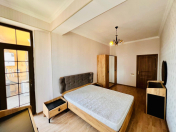 Satılır 3 otaqlı 85 m2 yeni tikili 28 May m.