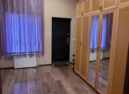 Satılır 3 otaqlı 80 m2 köhnə tikili Nizami m.