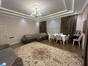 Satılır 3 otaqlı 130 m2 yeni tikili Xətai r.