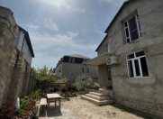 Satılır 6 otaqlı 180 m2 həyət evi Binə