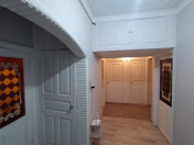 Satılır 4 otaqlı 100 m2 köhnə tikili Həzi Aslanov m.