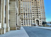 Satılır 4 otaqlı 140 m2 yeni tikili Bayıl