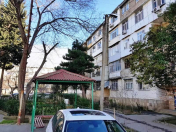 Satılır 3 otaqlı 65 m2 köhnə tikili 8 km