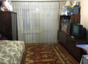 Satılır 3 otaqlı 75 m2 köhnə tikili İnşaatçılar m.