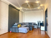 Satılır 3 otaqlı 173 m2 yeni tikili Nizami m.