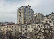 Satılır 3 otaqlı 70 m2 köhnə tikili Nəriman Nərimanov parkı