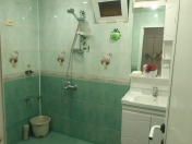 İcarəyə verilir 3 otaqlı 78 m2 köhnə tikili İnşaatçılar m.