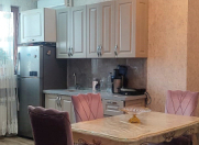 Satılır 3 otaqlı 85 m2 yeni tikili Yasamal r.