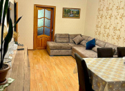 Satılır 3 otaqlı 70 m2 köhnə tikili Memar Əcəmi m.