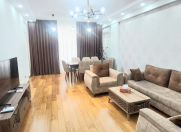 Satılır 3 otaqlı 147 m2 yeni tikili 8 km