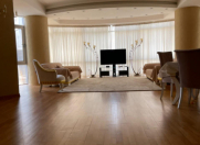 Satılır 4 otaqlı 210 m2 yeni tikili 28 May m.