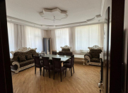 Satılır 3 otaqlı 120 m2 yeni tikili İnşaatçılar m.