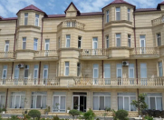 Satılır 40 otaqlı 2000 m2 obyekt Badamdar