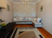 Satılır 4 otaqlı 92 m2 köhnə tikili Xətai r.