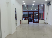 İcarəyə verilir 1 otaqlı 55 m2 obyekt Şah İsmayıl Xətai m.