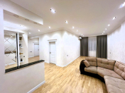 Satılır 4 otaqlı 174.2 m2 yeni tikili Gənclik m.