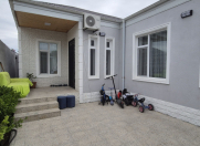 Satılır 3 otaqlı 100 m2 həyət evi Buzovna