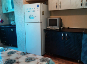 Satılır 3 otaqlı 85 m2 köhnə tikili 8 mkr