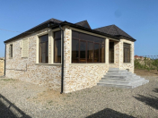 Satılır 4 otaqlı 135 m2 bağ evi Novxanı