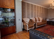 Satılır 3 otaqlı 97 m2 köhnə tikili Əhmədli m.