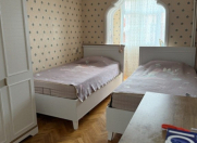 Satılır 4 otaqlı 110 m2 köhnə tikili Gənclik m.