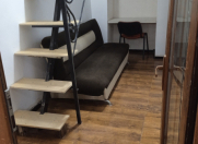 İcarəyə verilir 2 otaqlı 30 m2 köhnə tikili Nizami m.