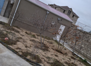 İcarəyə verilir 1 otaqlı 40 m2 həyət evi Şüvəlan Park ticarət mərkəzi