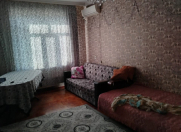 Satılır 3 otaqlı 90 m2 köhnə tikili Həzi Aslanov m.