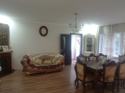 Satılır 3 otaqlı 92 m2 köhnə tikili Badamdar