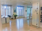 İcarəyə verilir 6 otaqlı 160 m2 ofis Elmlər Akademiyası m.