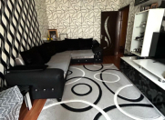 Satılır 2 otaqlı 60 m2 köhnə tikili Xalqlar Dostluğu m.